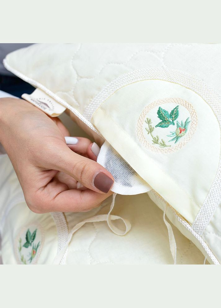 Подушка 40x60 - Aromavita з гречаною лушпинням бавовна молочний IDEIA (315146413)