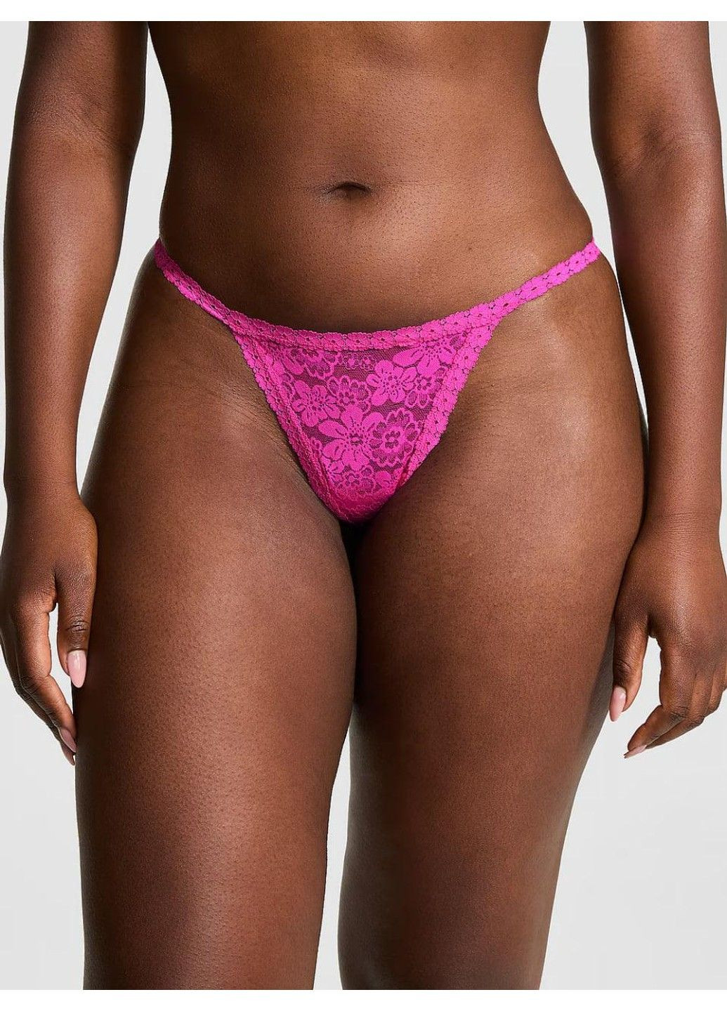 Трусики-стрінги жіночі мереживні PINK Wink V-String Panty рожеві Victoria's Secret (348779882)
