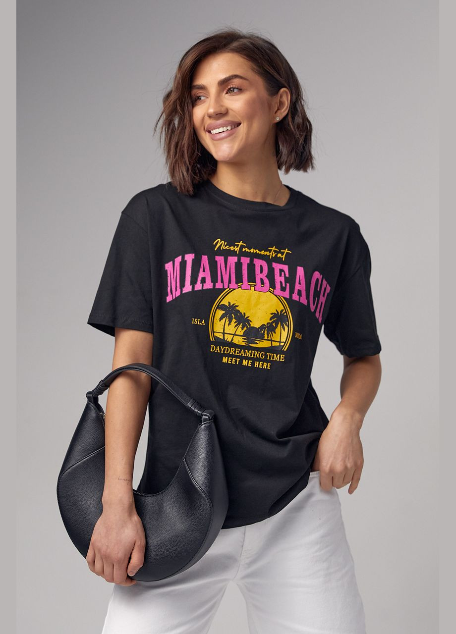Чорна літня трикотажна футболка з принтом miami beach Lurex
