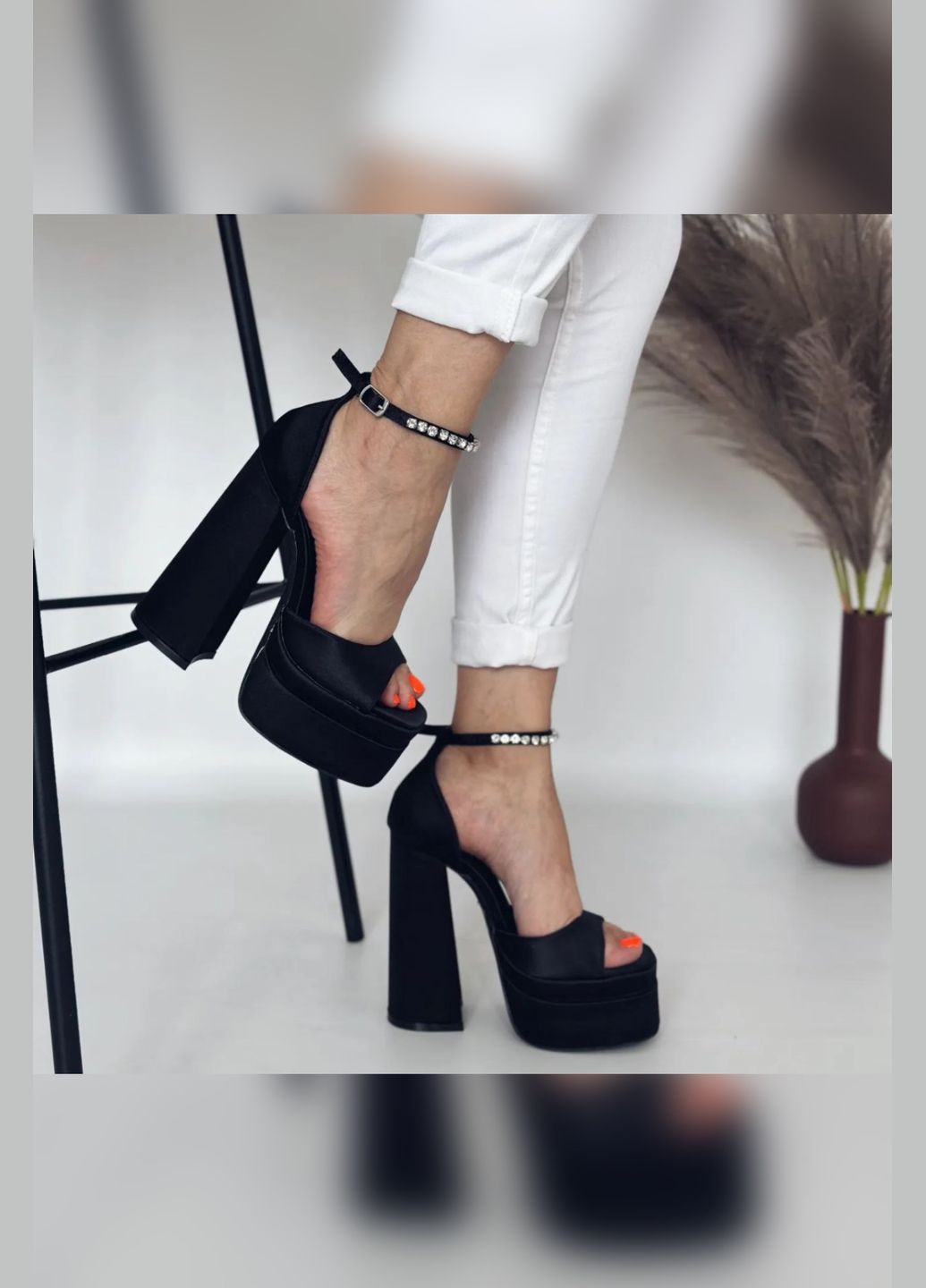 Ефектні жіночі босоніжки No Brand (329638498)