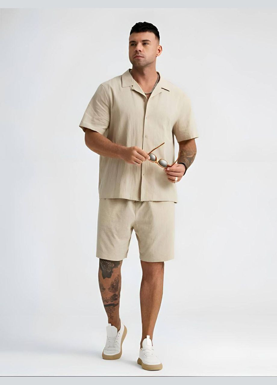 Бежевый летний костюм мужской с шортами No Brand