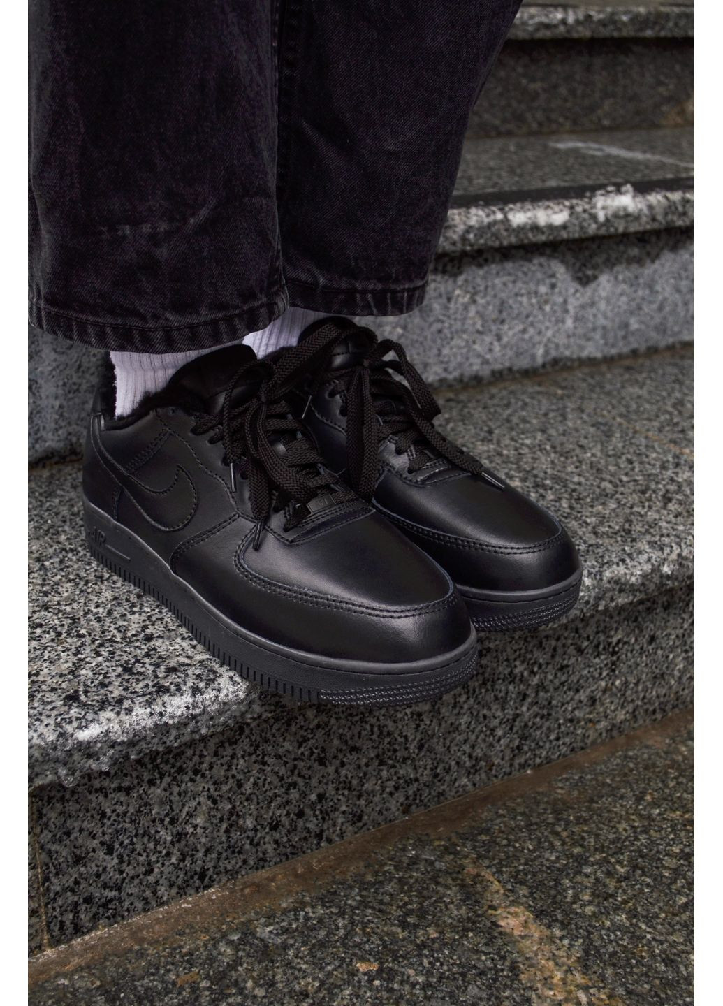 Черные демисезонные кроссовки мужские nike air force 1 black найк аир форс 1 премиум No Brand