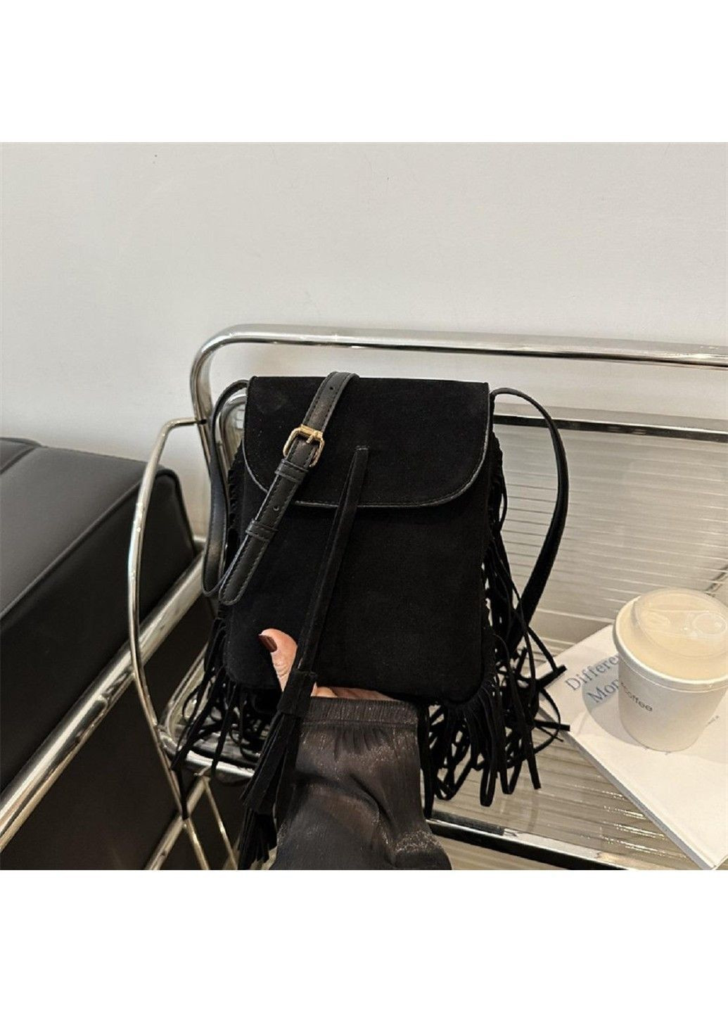 Жіноча стильна сумка з бахромою P2-9333A Lilly (369892883)