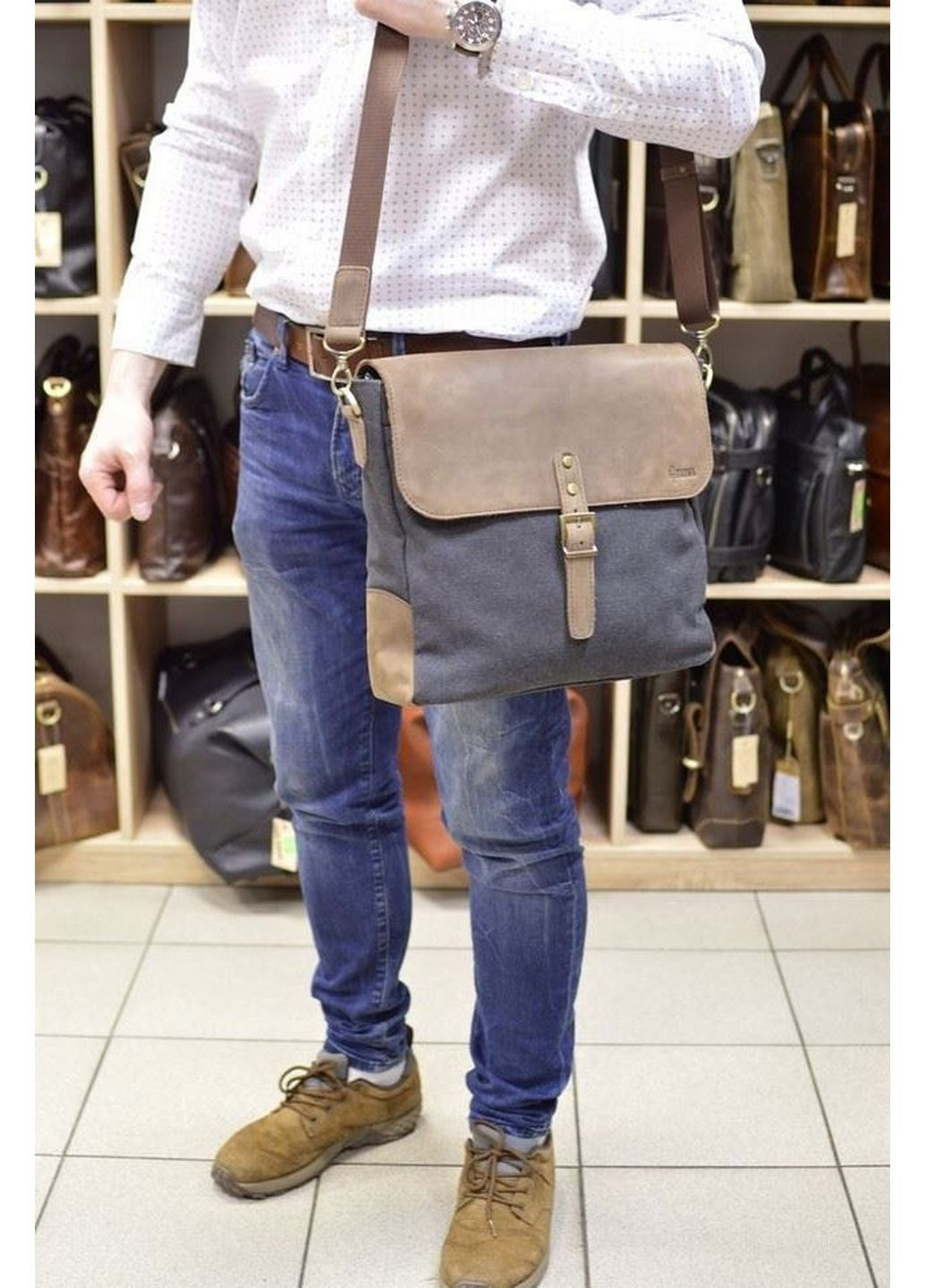 Чоловіча шкіряна сумка через плече 30х32х7.5 см TARWA (315869313)