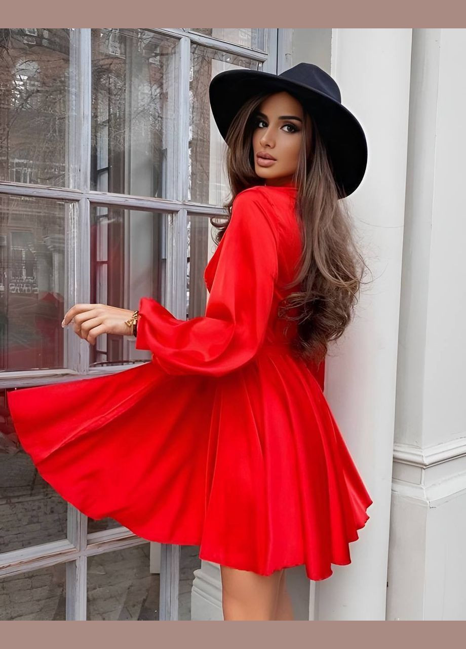 Красное вечернее шелковое платье мини с глубоким вырезом и длинными рукавами с юбкой-солнце MonCher