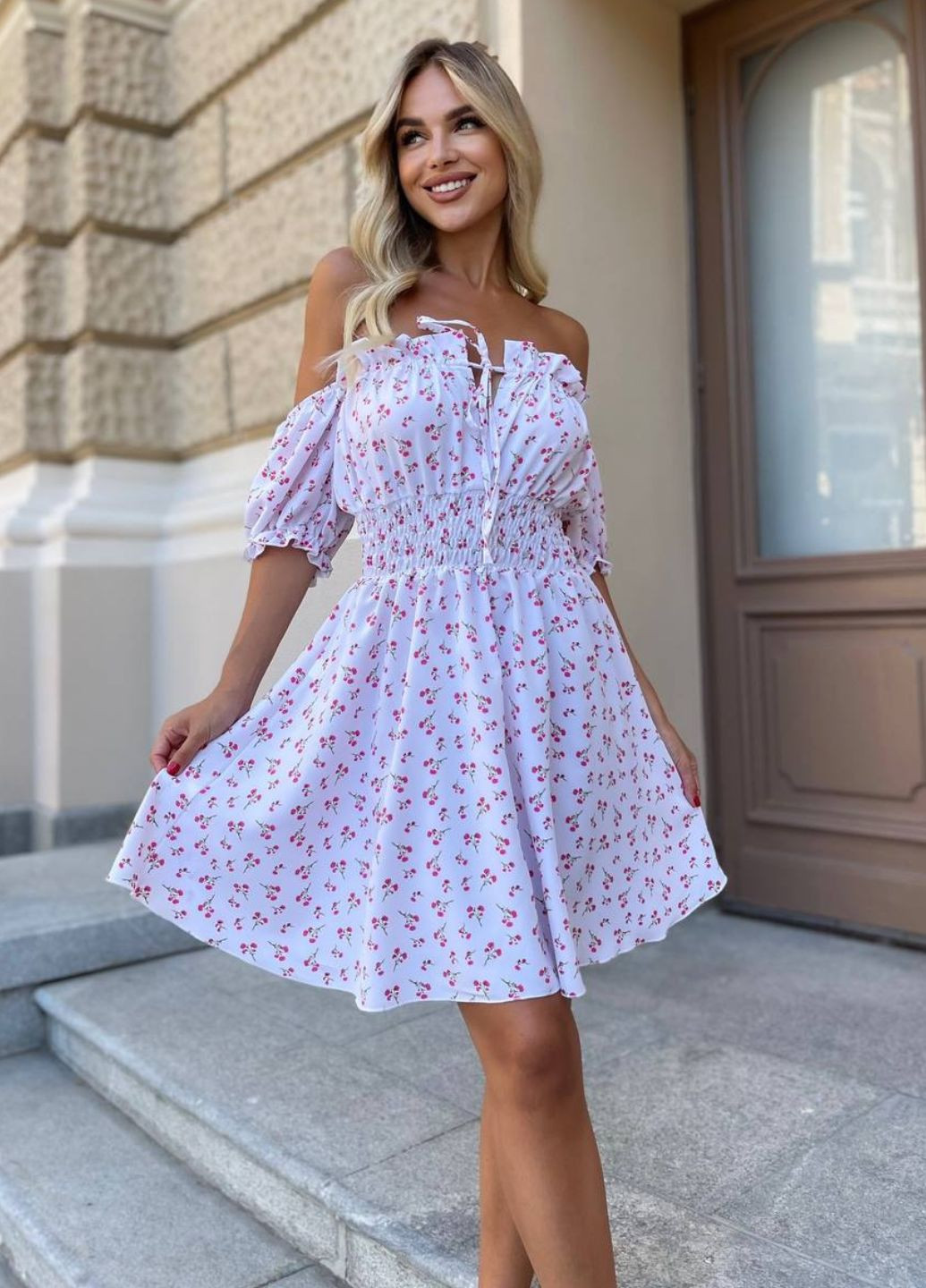 Світло-рожева повсякденний сукня міні з коротким рукавом ліхтарик на гумці з спідницею-сонце Tik-Tak з квітковим принтом