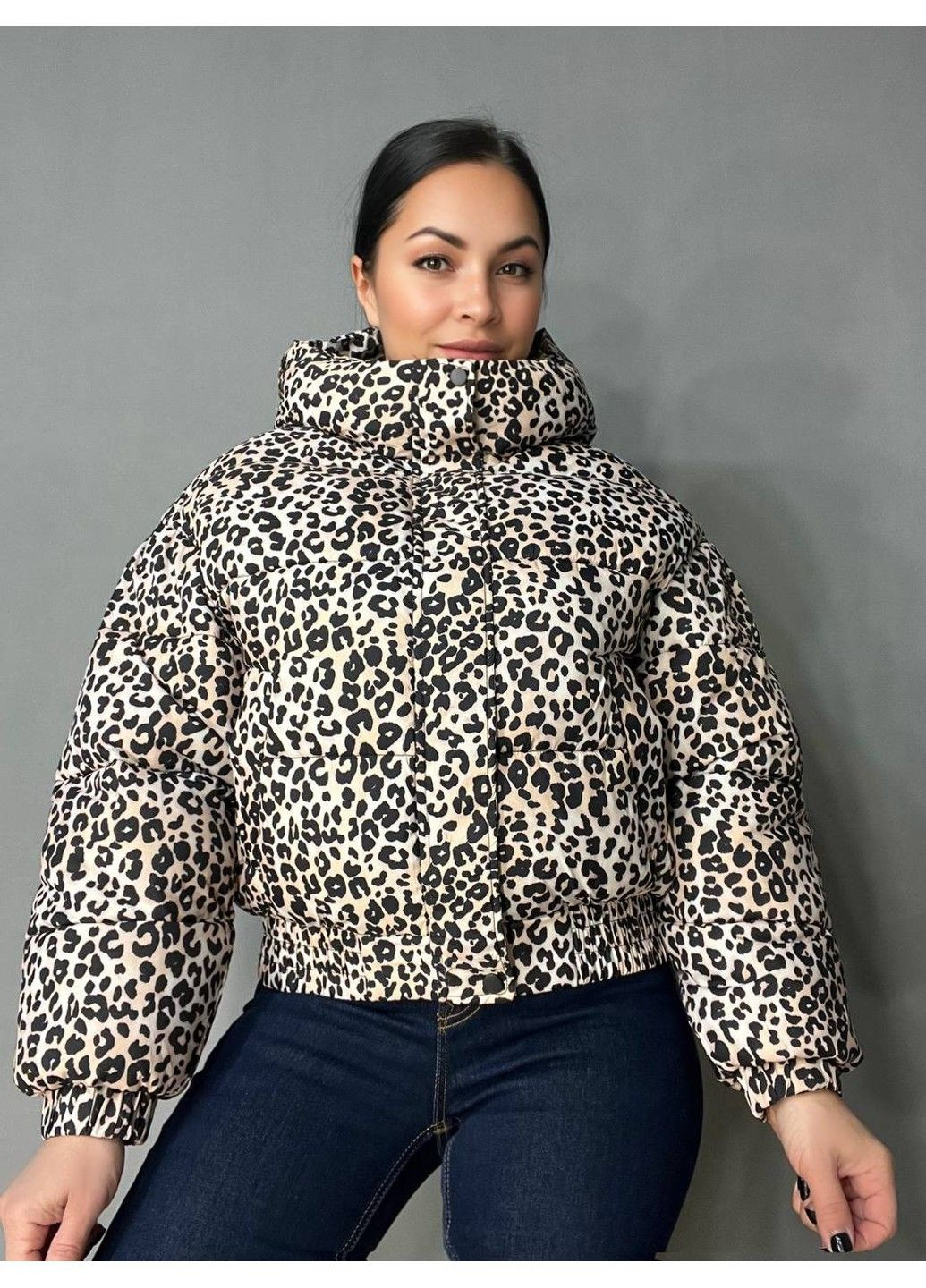 Бежева демісезонна куртка жіноча 9006 коротка з капюшоном леопардовий принт на резинці демісезонна бежева Lady yep