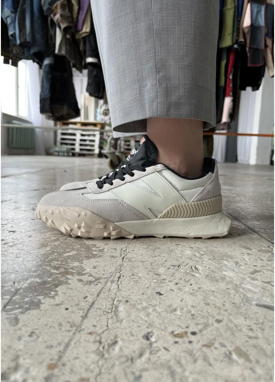 Черные демисезонные кроссовки мужские new balance xc-72 beige white black нью беланс xc-72 No Brand