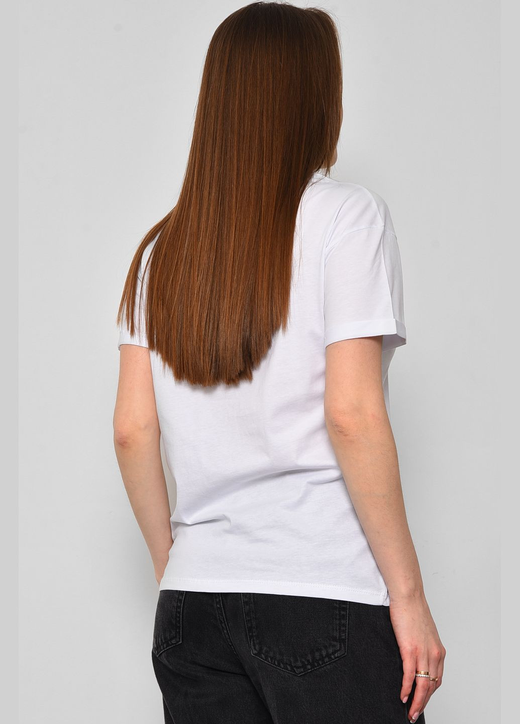 Белая летняя футболка женская белого цвета Let's Shop