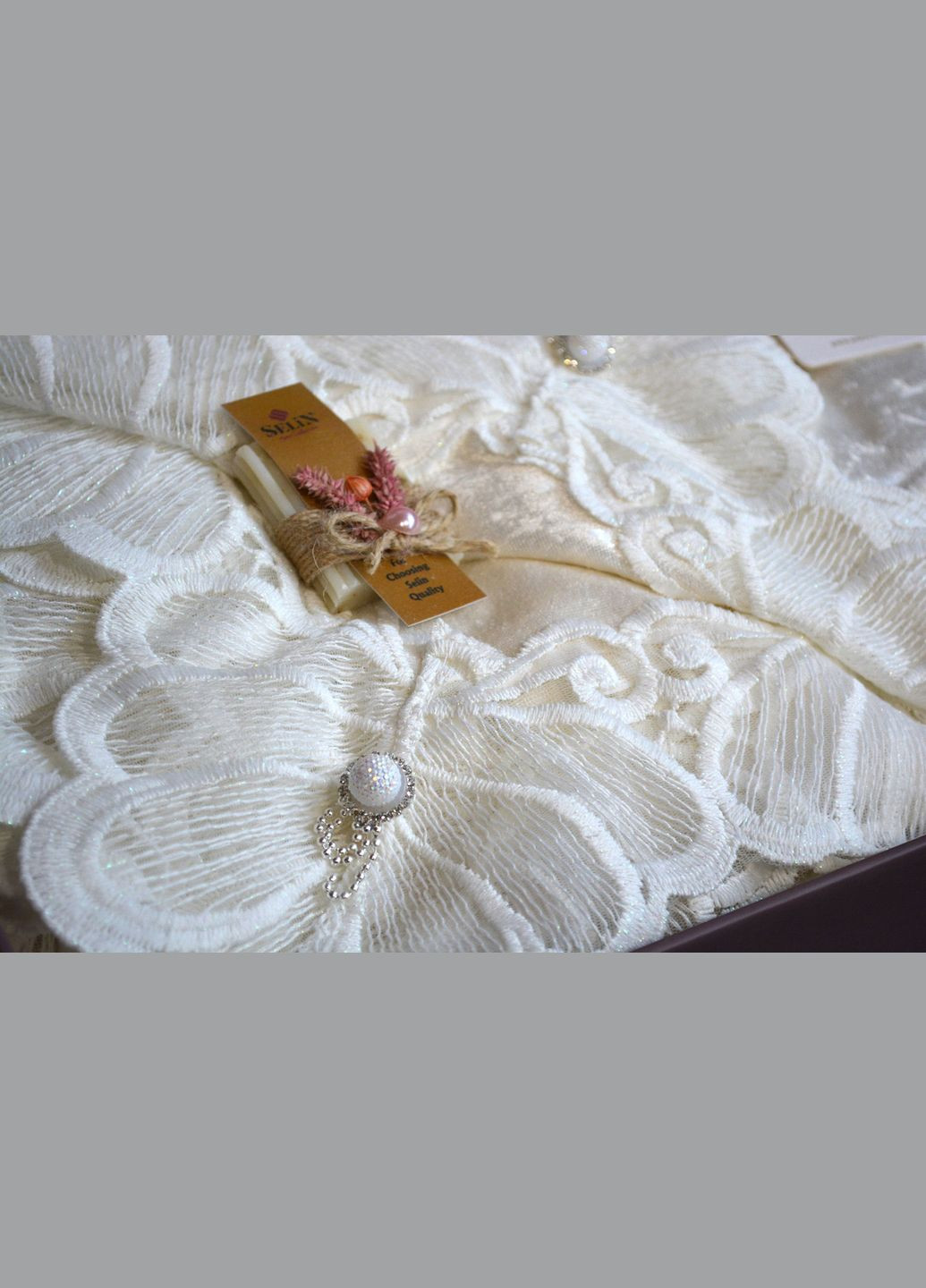 Велюрова скатертина Nehir 160х350 Selin (338425218)