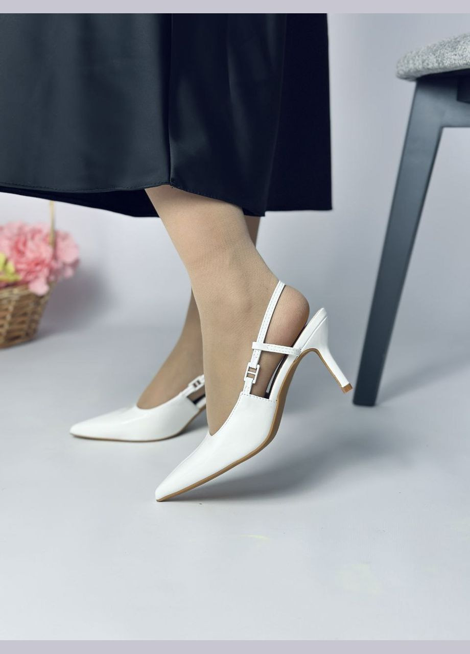 Білі стильні босоніжки слінгбекі лакові білі на підборах No Brand 2025 (328451032)