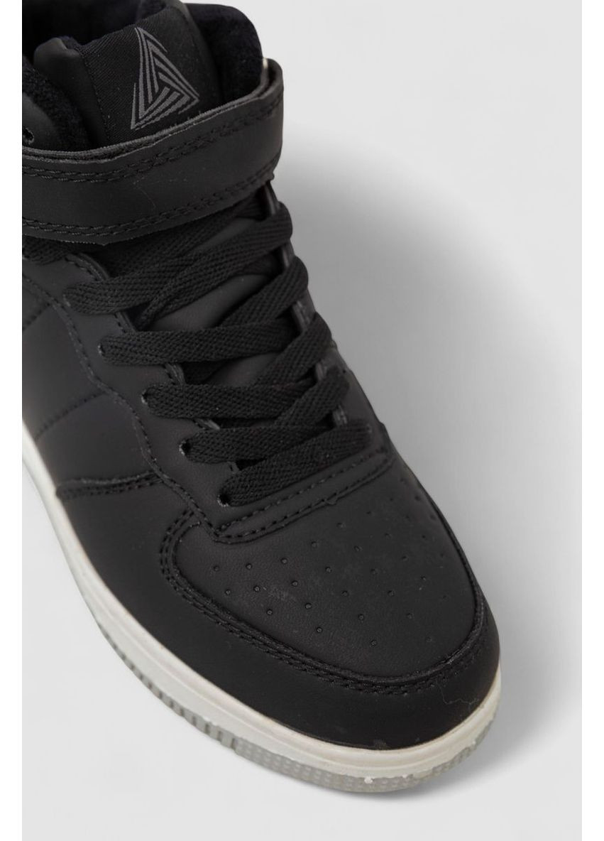 Кроссовки женские зимние на меху, 248RH1040-1 Stilli чёрно-белые всесезоны (369150887)