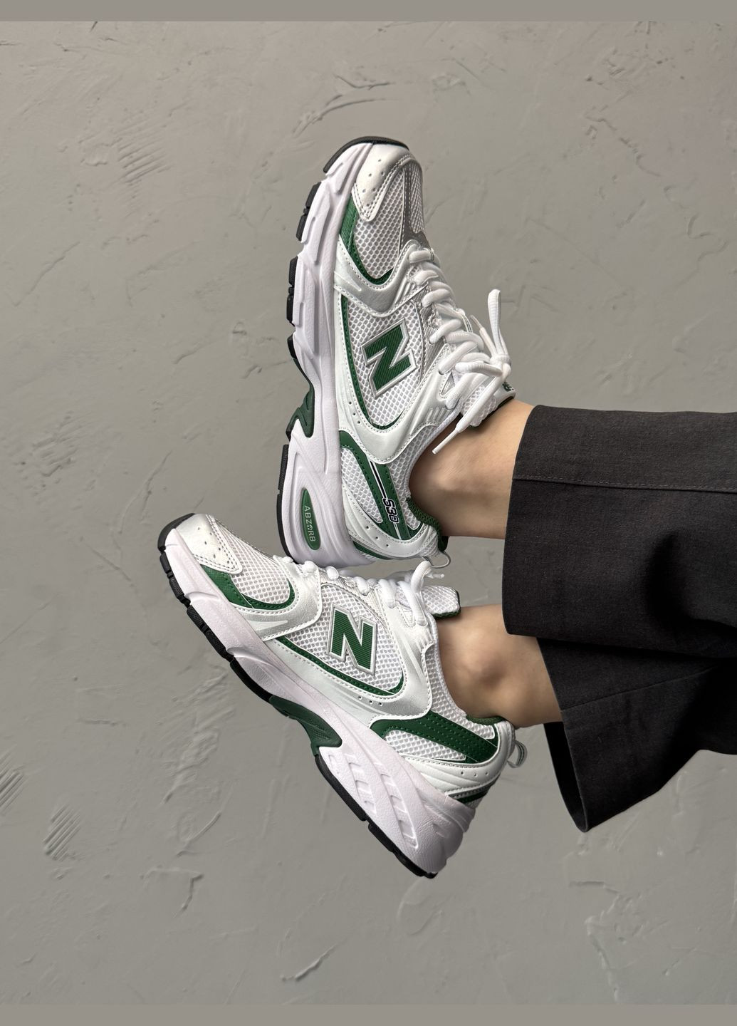 Кросівки жіночі і чоловічі New Balance 530 White Green | Нью Беланс 530 білі No Brand білі демісезони (338793287)