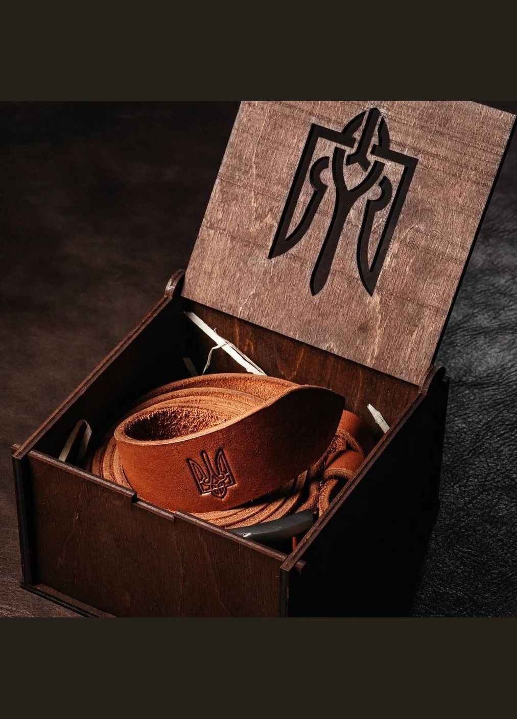 Ремінь чоловічий з натуральної шкіри для джинсів, шкіряний пояс з тисненням Герб, No Brand (354721311)