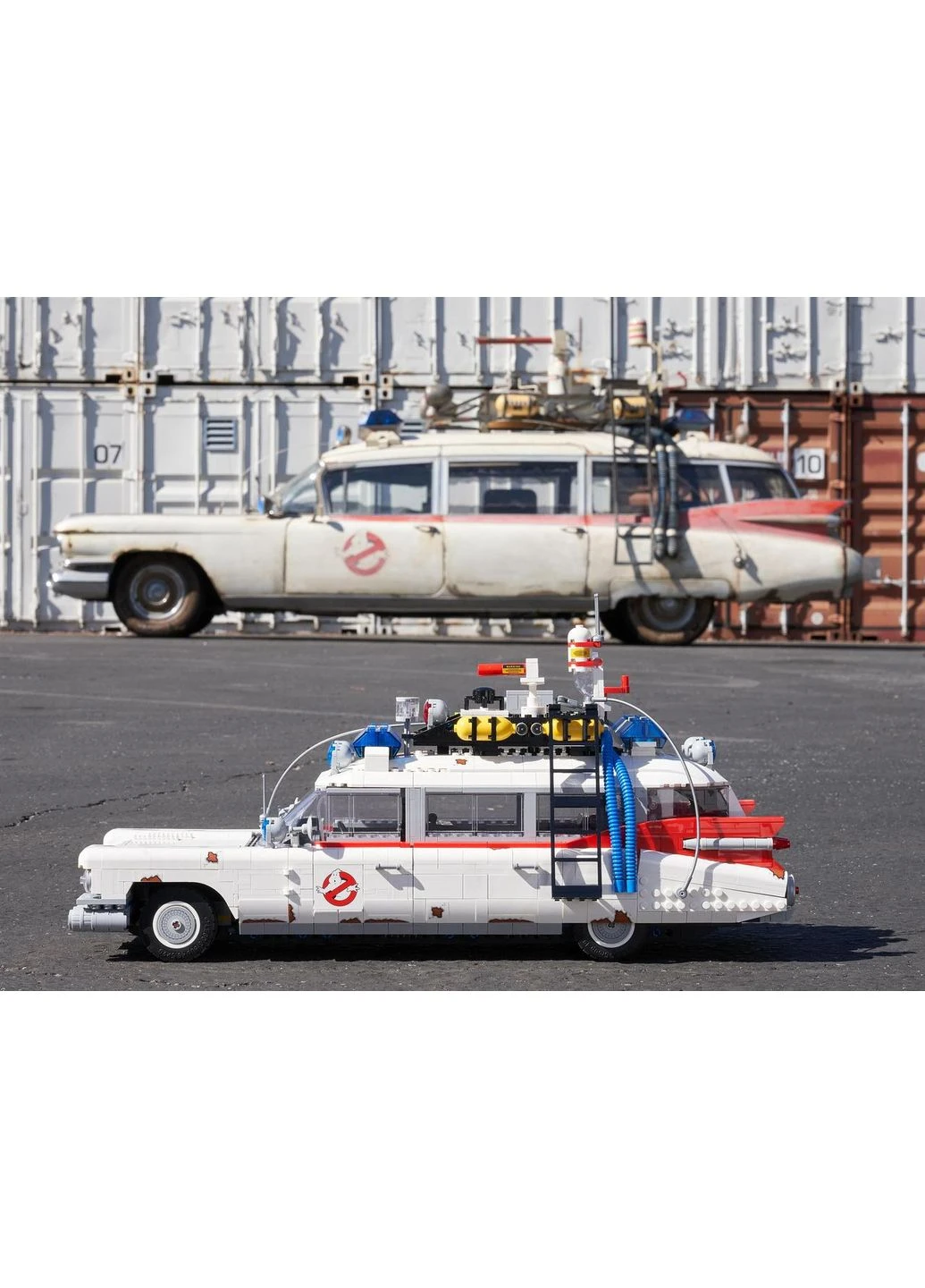 Конструктор Автомобиль ECTO-1 Охотников за привидениями, 2352 деталей No Brand (396317150)