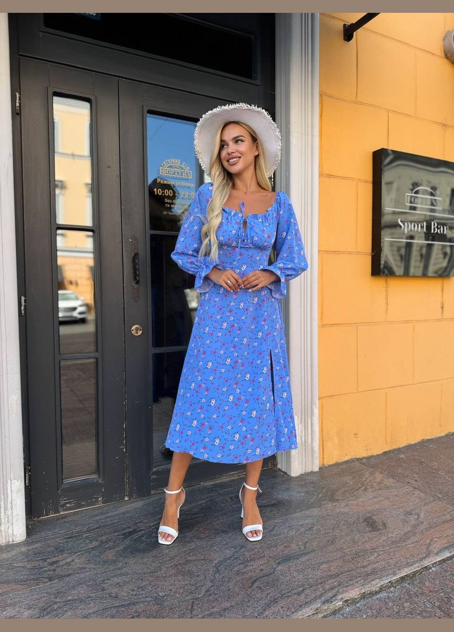 Блакитна сукня літня легка софт з розміром та рукавами No Brand