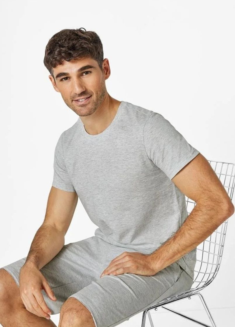 Светло-серая футболка с коротким рукавом Livergy