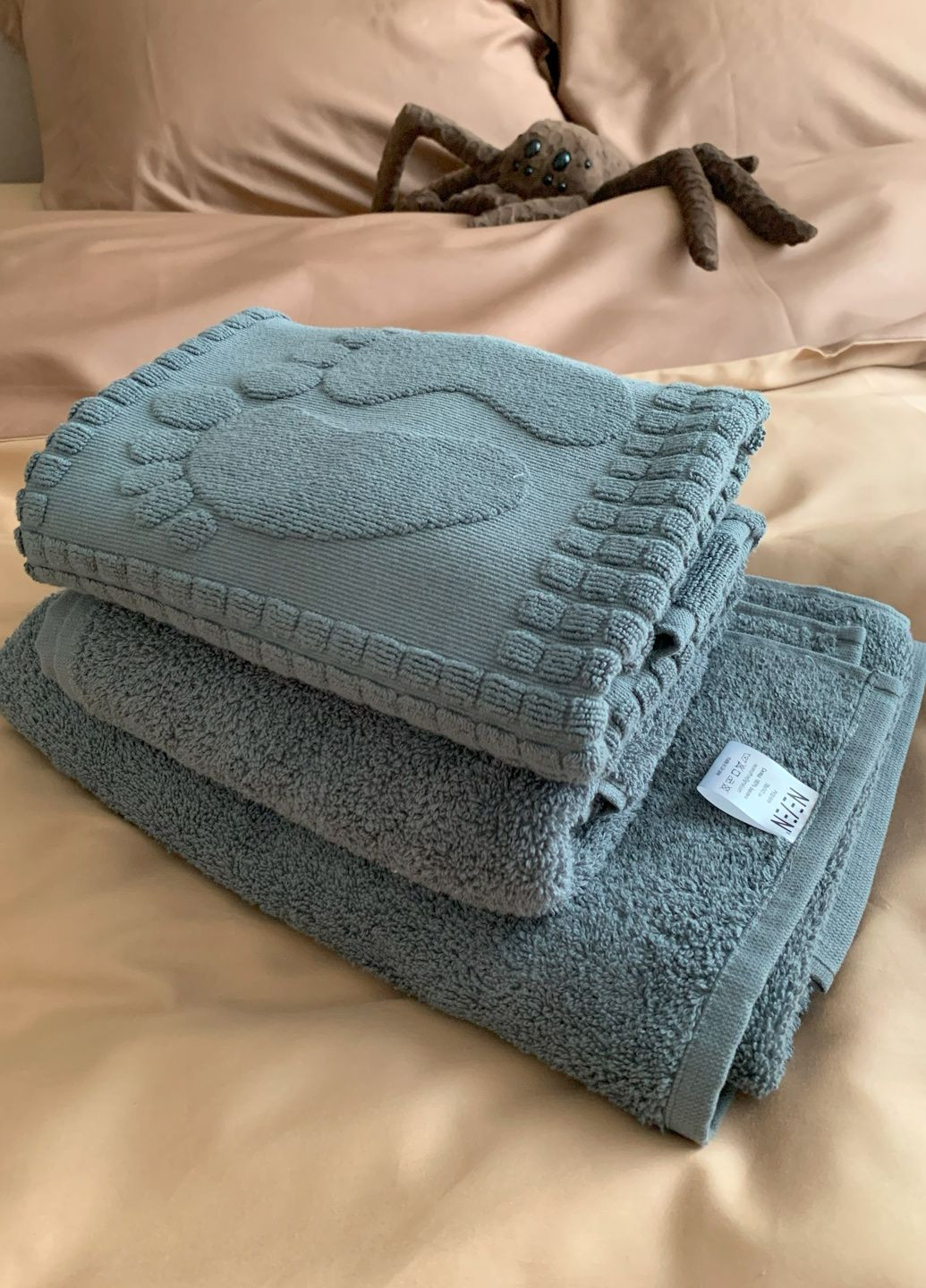 Набор полотенец для ванной из 3 предметов. Neven темно-серый