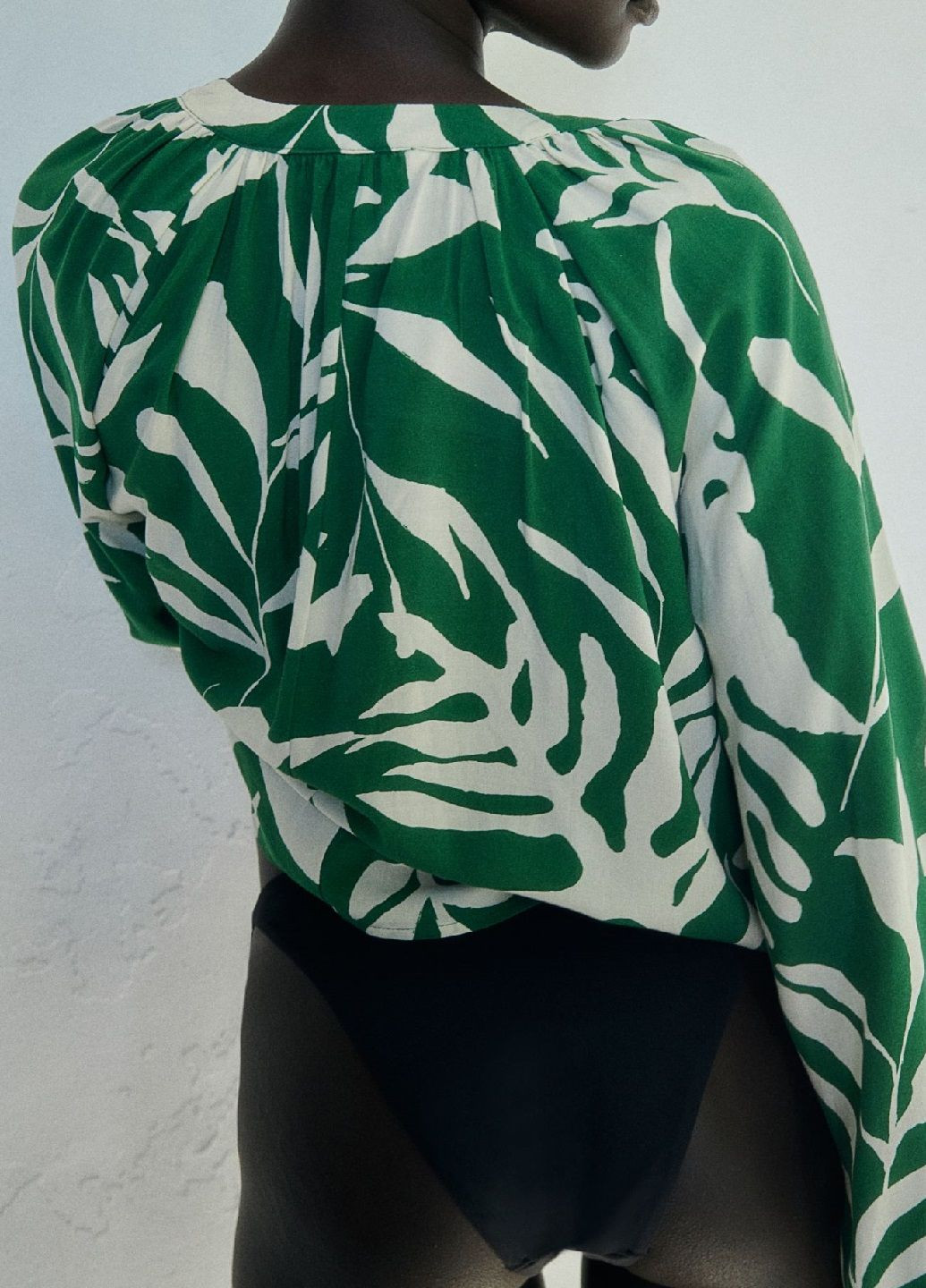 Темно-зелена блузка H&M