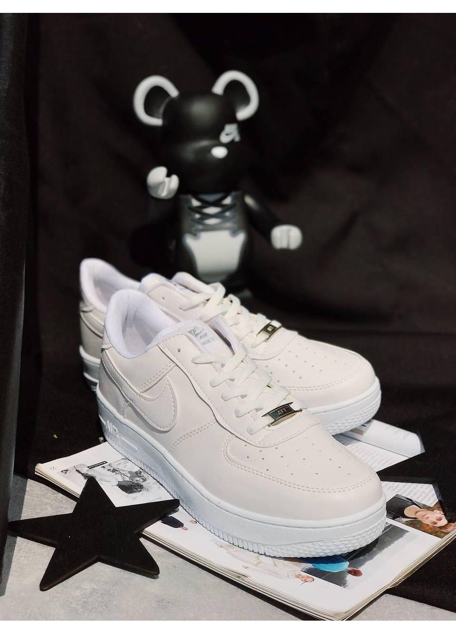 КРОССОВКИ ЖЕНСКИЕ NIKE AIR FORCE 1 LOW WHITE CREAM НАЙК АИР ФОРС 1 ПРЕМИУМ No Brand белые демисезоны (368857748)