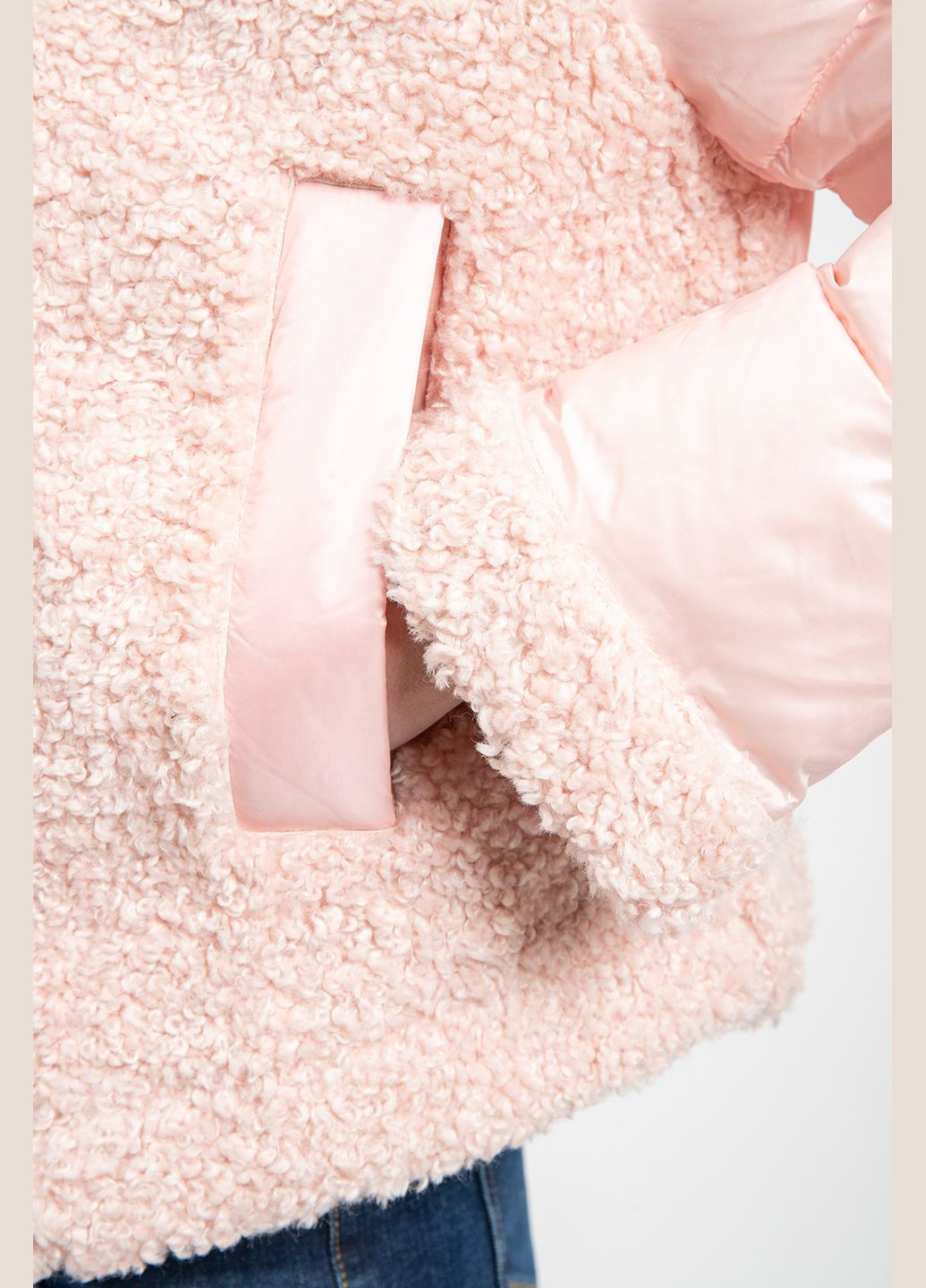 Рожева зимня куртка Moncler