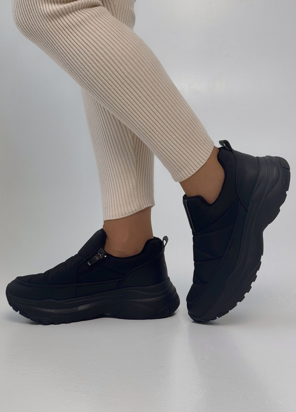 Кросівки жіночі Restime чорні демісезони (314900586)