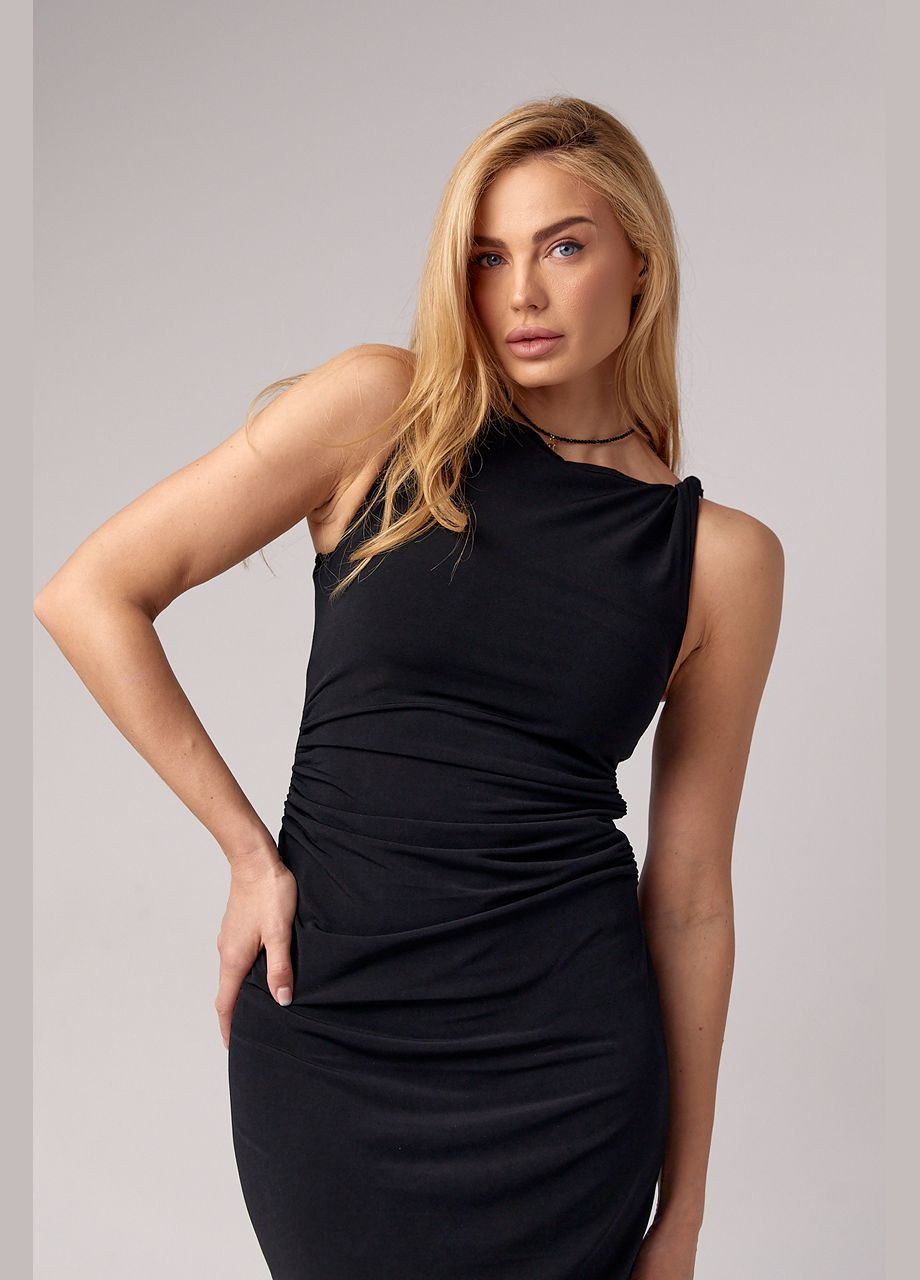 Черное силуэтное платье миди без рукавов с драпировкой Lurex
