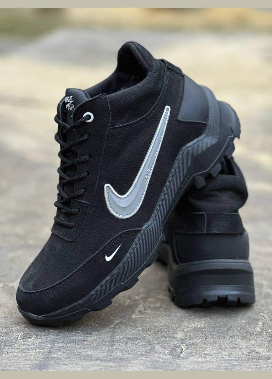 Черные зимние ботинки Vakko