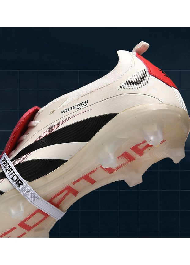 Бежевые футбольные бутсы No Brand без шнурков