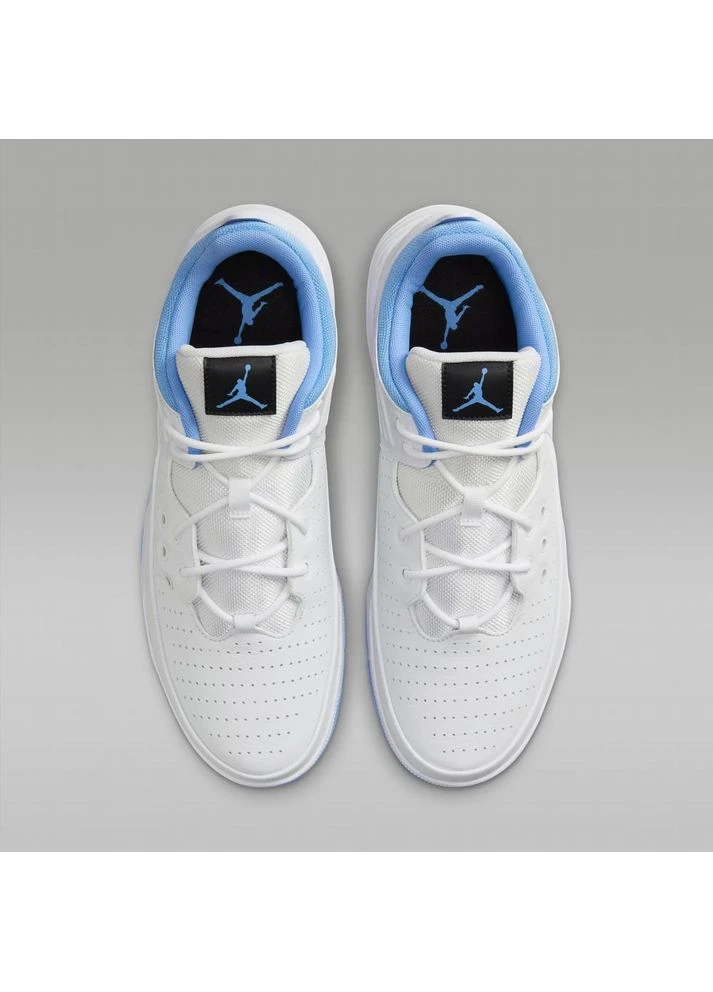 Белые демисезонные кроссовки max aura 5 white dz4353-104 Air Jordan
