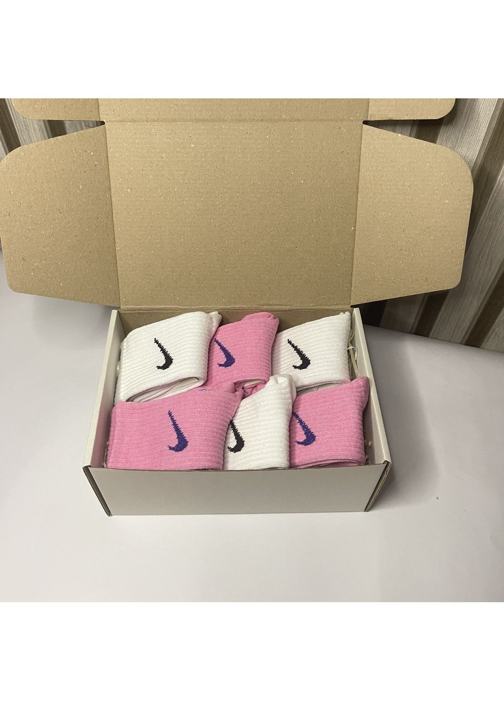 Дитячий подарунковий бокс шкарпеток з високою резинкою Nike, розмір 31-35 No Brand (354820427)