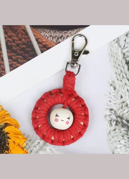 Набір макраме для творчості та ручного в'язання брелока для ключів або аксесуарів 10х5см, червоний No Brand (369802894)