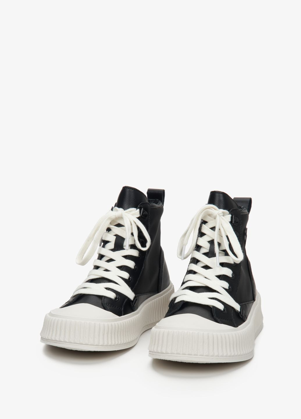 Чорні кеди високі, колір чорний Estro