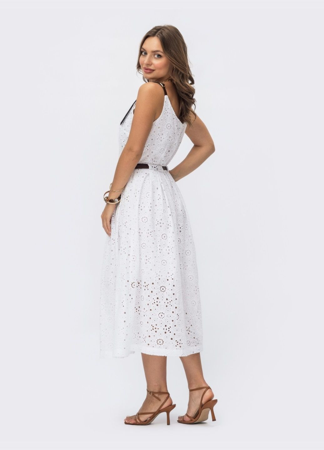 Білий біле плаття з прошви с ґудзиками Dressa