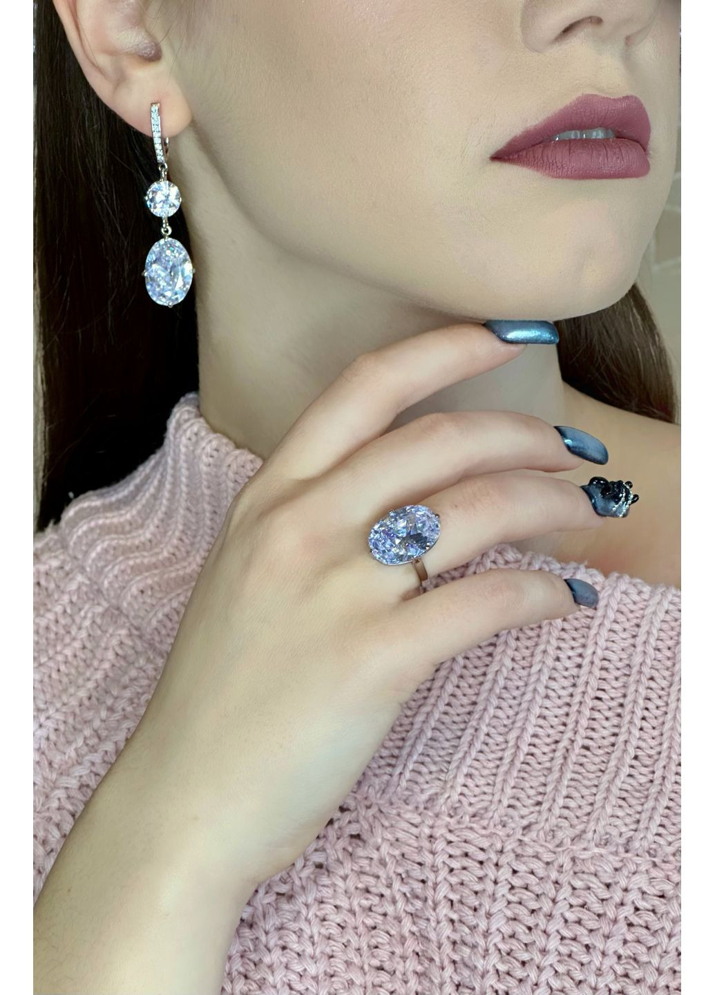 Серебряный комплект украшений с большим белым цирконием – роскошь, говорящая без слов Family Jewelry House (351897820)