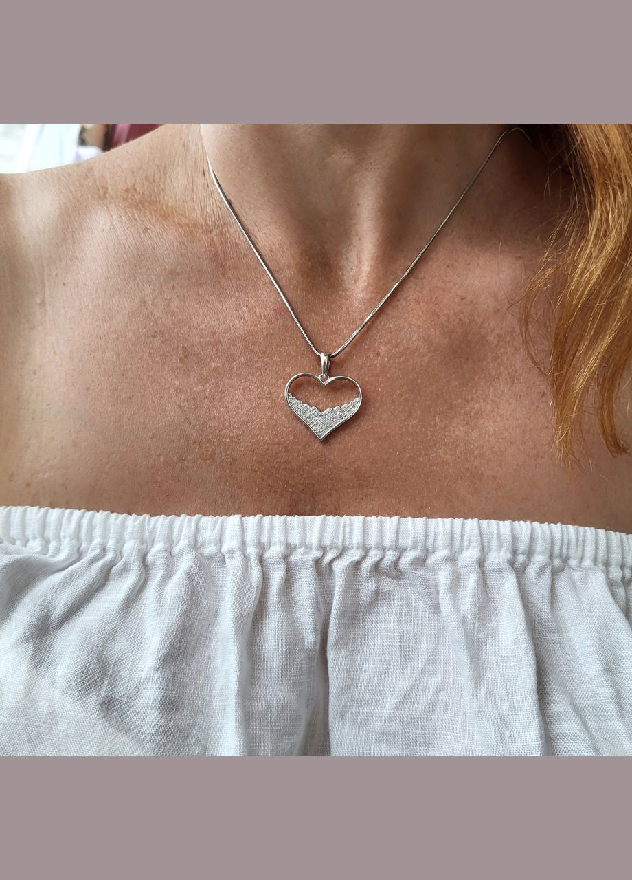 Серебряная подвеска Сердце в Белых Камнях серебро 925 пробы Родированное 3112р 2.70г No Brand (306741557)