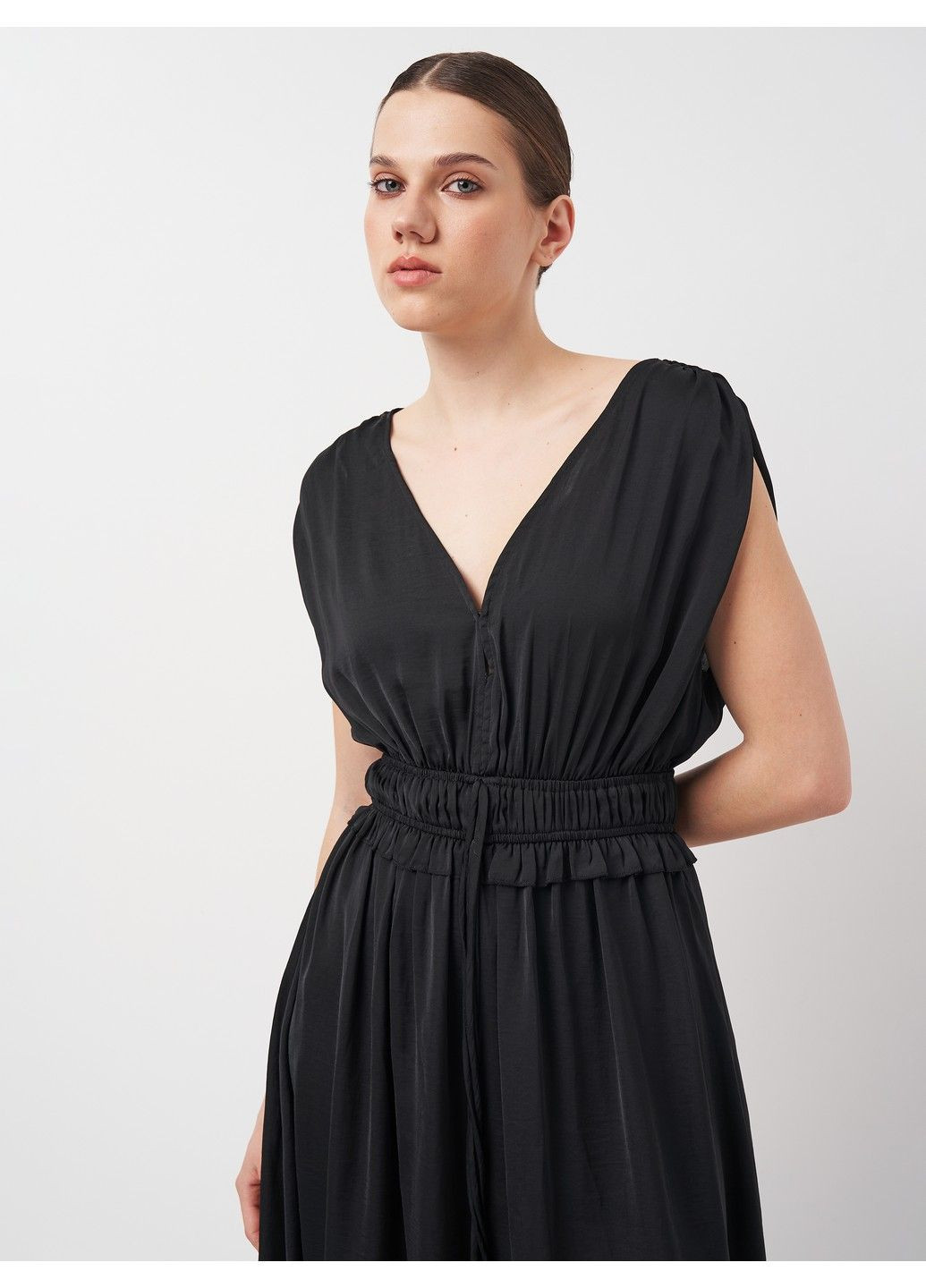 Чорна кежуал сукня H&M однотонна