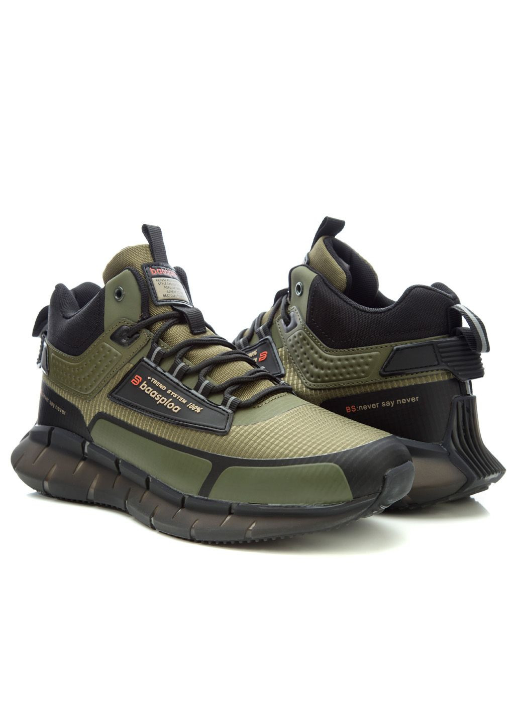 Оливковые (хаки) зимние кроссовки мужские Baasploa
