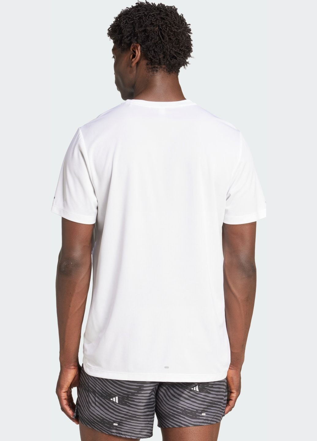 Біла футболка adi365 running essentials brand love adidas