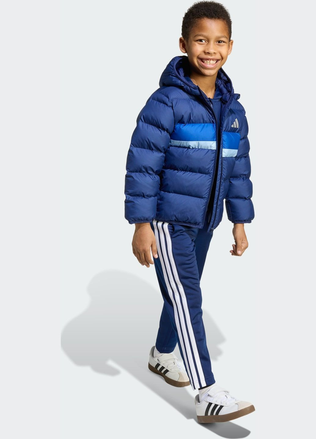 Синяя демисезонная куртка synthetic down kids adidas