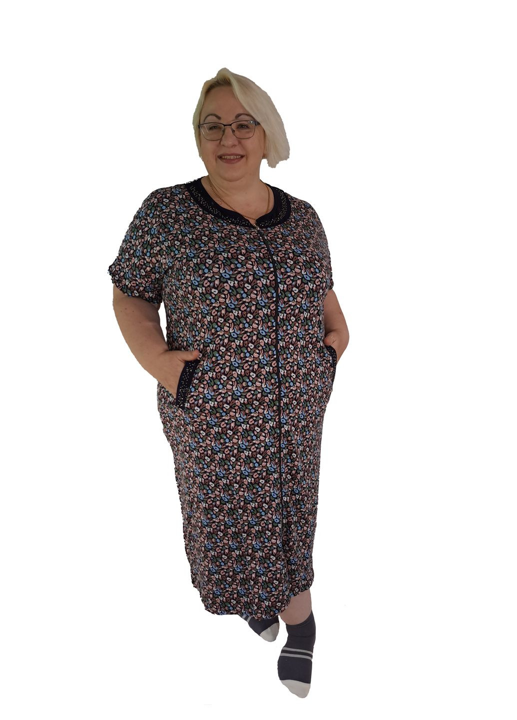 Халат легкий жіночий бавовняний з різнокольоровими овалами на чорній основі розмір No Brand (356727784)