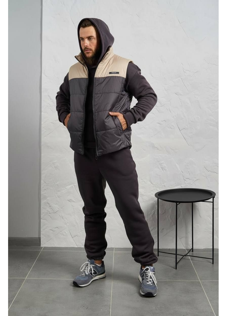 Графитовый демисезонный костюм 2649 тройка жилетка стеганая плащевка синтепон 150,худы и брюки трехнитка на флисе Україна