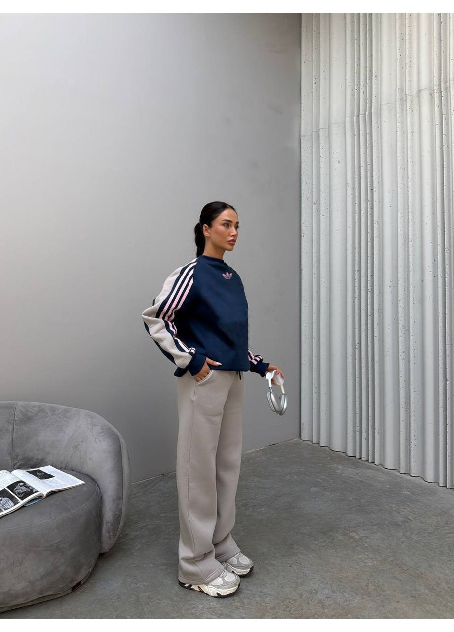 Жіночий спортивний костюм на флісі світшот та штани з лампасами MonCher (367088195)