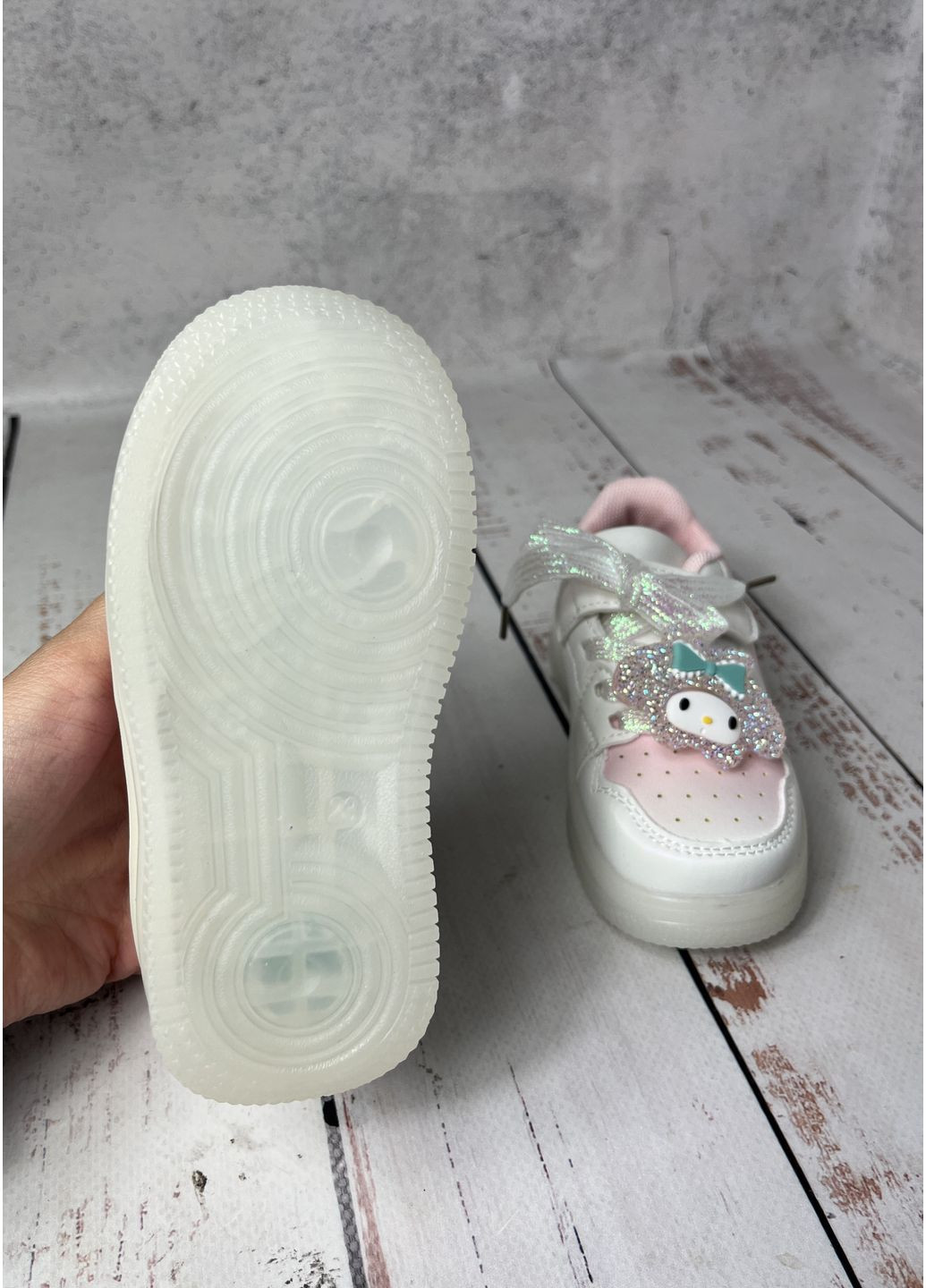 Кремовые всесезонные кроссовки детские на девочку led белый (470) Clibee