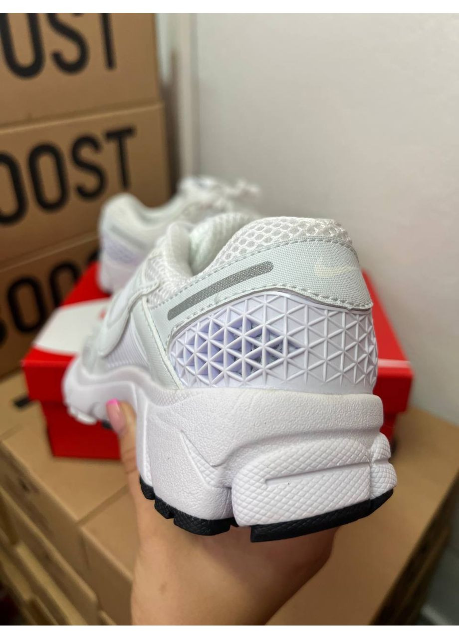 Білі Осінні кросівки чоловічі nike vomero 5 white найк вомеро роам 5 No Brand