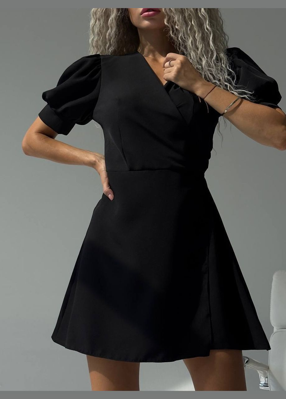 Черное повседневный базовое платье на запах на запах Adelante однотонное