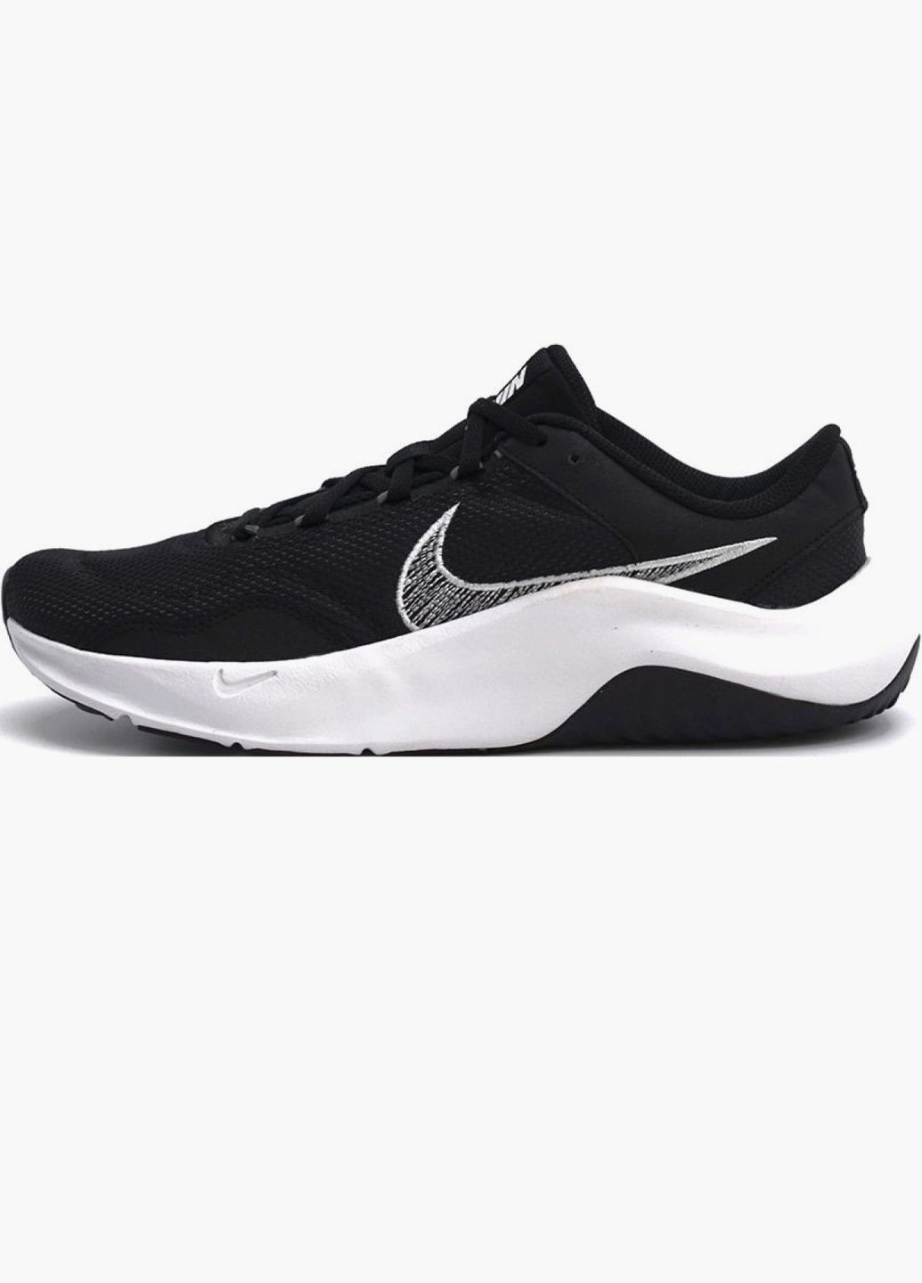 Чорні кросівки чоловічі legend essential 3 next nature training shoes black dm1120-001 Nike