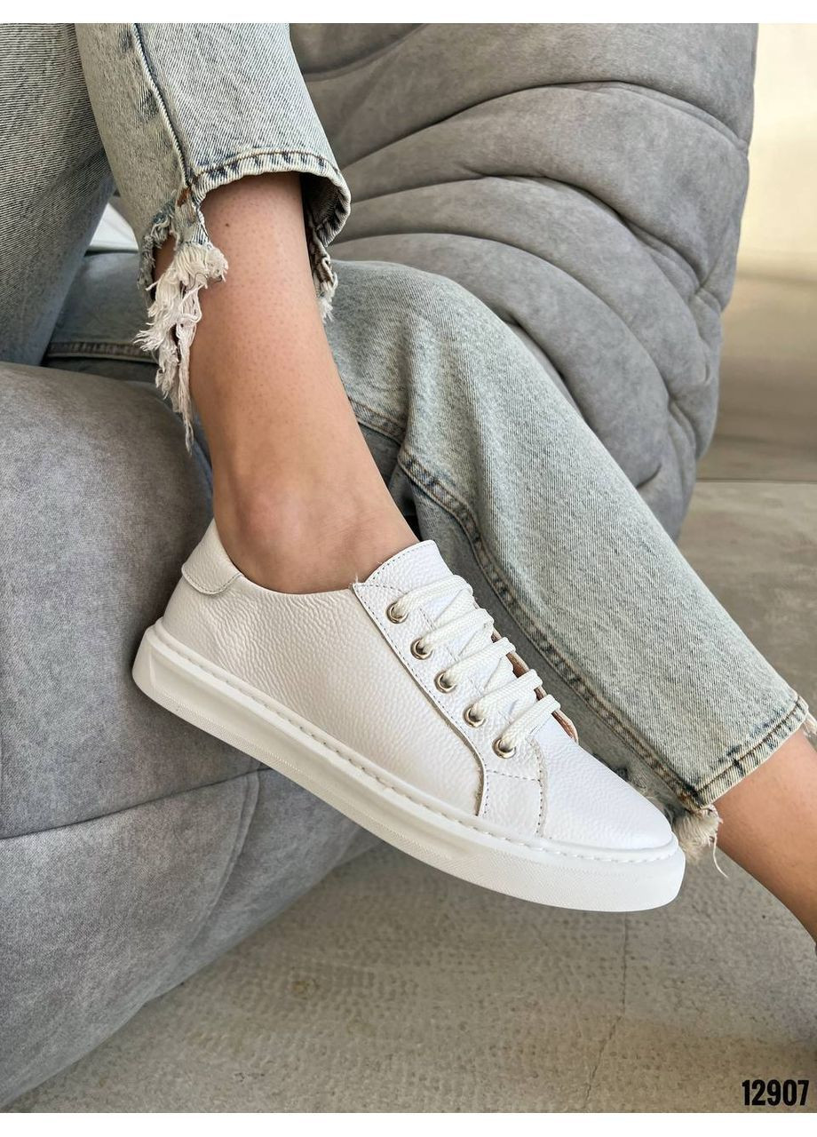 Белые белые кеды Helen