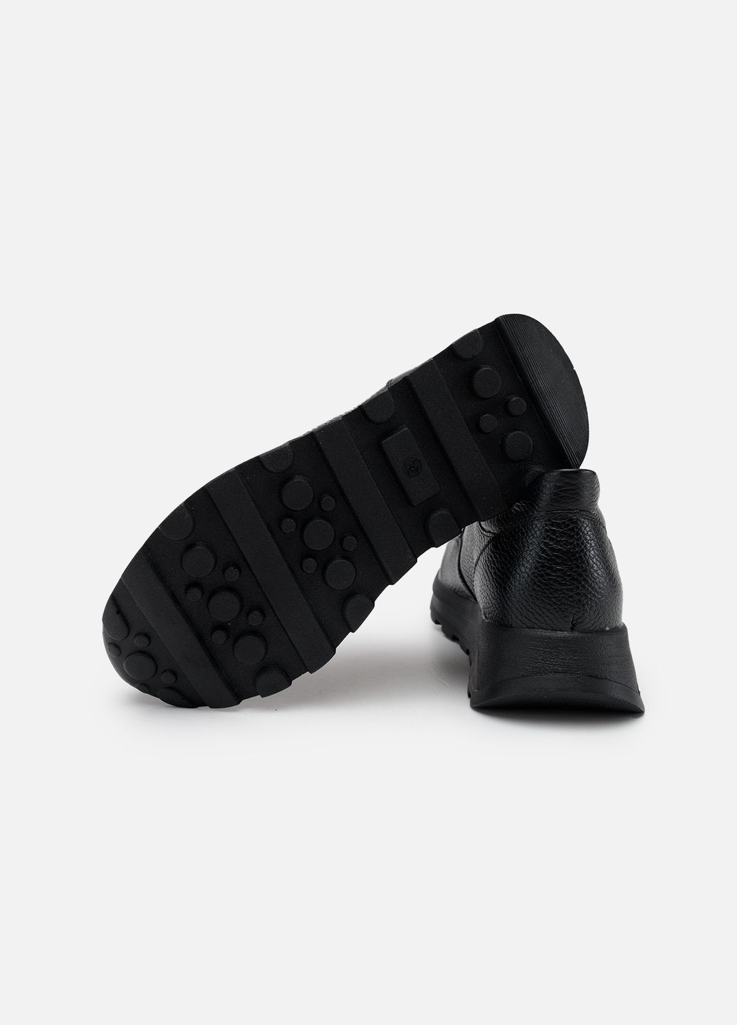 Черные демисезонные женские кроссовки цвет черный цб-00243118 Yuki