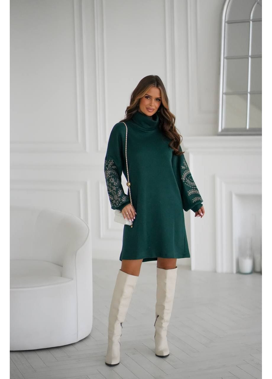 Зелена кежуал жіноча сукня-светр з ангори вільного крою з вишивкою сукня светр MonCher